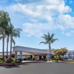 Hotels near Livermore Valley Stadium - Holiday Inn Dublin - Pleasanton