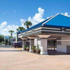 Travelodge by Wyndham Deltona