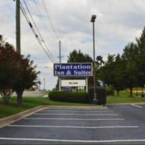 Plantation Inn & Suites Near Locust Grove I 75