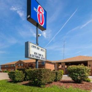 Motel 6-Marion IL