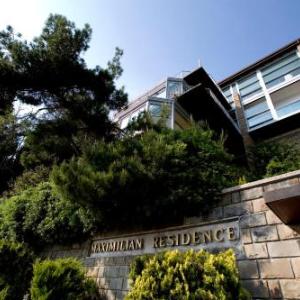 Maximilian Suites