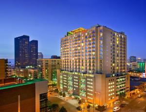 San Diego Marriott Gaslamp Quarter hotel near San Diego Convention Center