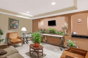 Travelodge Inn & Suites by Wyndham Albany, Albany