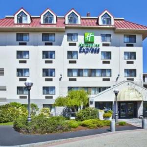 Hotels near Bentley Arena Waltham - Holiday Inn Express Boston-Waltham