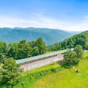 Saluda Mountain Lodge