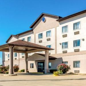 Quality Inn & Suites Salem near I-57