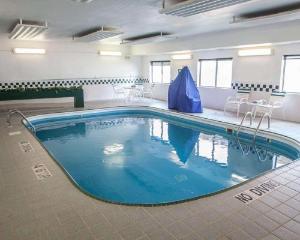 Quality Inn near I-72 and Hwy 51, Decatur