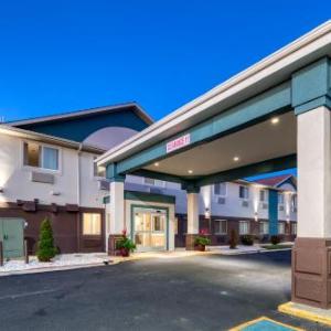 Quality Inn and Suites Springfield Southwest near I-72