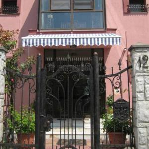 V3 Villa