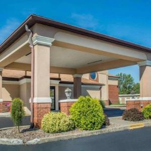 Hotels near The Backlot Entertainment Venue Akron - Quality Inn Lockport