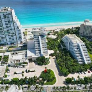 Park Royal Beach Cancun - All Inclusive