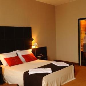 TANA Hotel