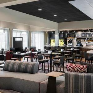 Courtyard by Marriott Chicago O'Hare