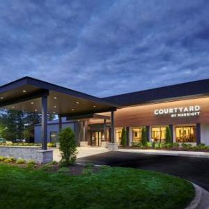 Courtyard by Marriott Chicago Lincolnshire