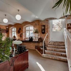 Janne Hotel with Self Check-in
