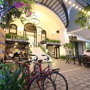 Le House Boutique Hotel - 100m to the beach