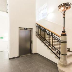 12 Revay Hotel