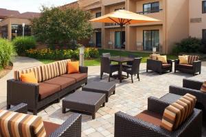 Courtyard by Marriott Rockford, Rockford