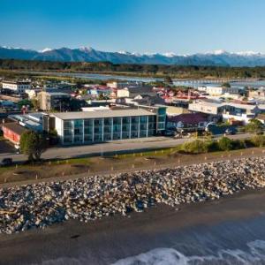 Beachfront Hotel