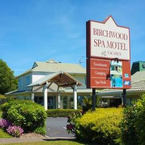 Birchwood Spa Motel