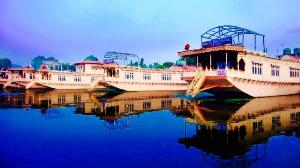 Zaffer Houseboats, Srinagar