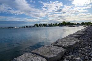 Days Inn by Wyndham Sarnia Harbourfront, Sarnia