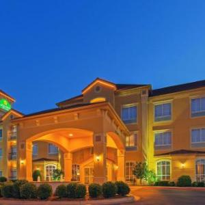 La Quinta Inn & Suites by Wyndham Oklahoma City North - Quail Springs