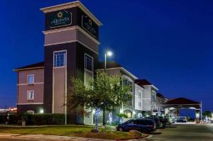 La Quinta by Wyndham Laredo Airport, Laredo
