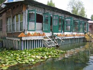 Island Hotel, Srinagar