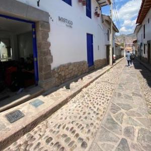 Mistico San Blas Boutique