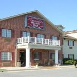  garden inn & suites