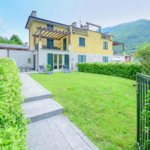 Beautiful Holiday Home with Swimming Pool in Porlezza