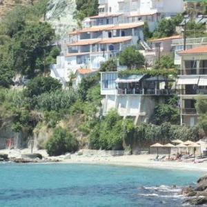 Irini Plomariou Apartments