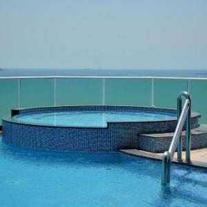 Cosy Beach View Condominium Official