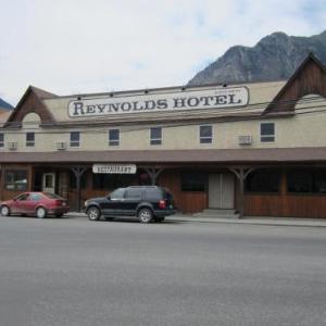 Hotels near The REC Centre Lillooet - Reynolds Hotel
