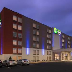 Holiday Inn Express & Suites COLLEGE PARK-UNIVERSITY AREA