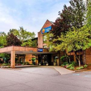 Comfort Inn Livonia