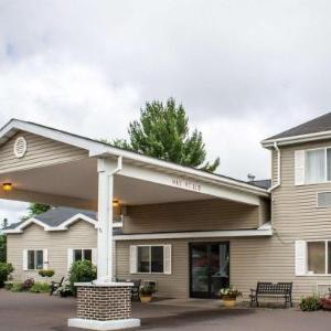 Hotels near Big Top Chautauqua - Quality Inn