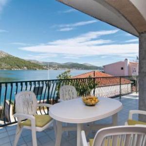 Two-Bedroom Apartment with Sea View in Marina