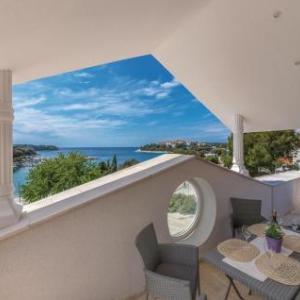 Two-Bedroom Apartment with Sea View in Pula