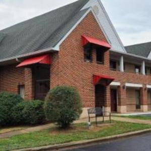 Red Roof Inn & Suites Cornelius - Lake Norman