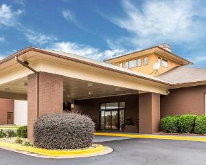 Quality Suites Convention Center - Hickory, Hickory