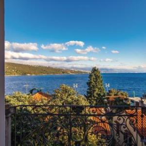 Three-Bedroom Holiday home with Sea View in Opatija