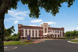Comfort Suites Outlet Center, Asheville