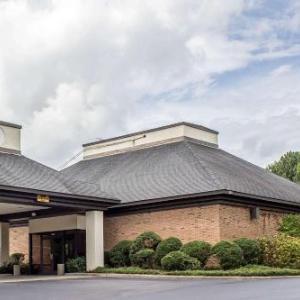 Hotels near Owens Auditorium Pinehurst - Econo Lodge Sanford