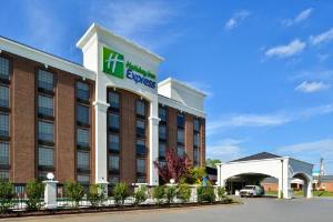 Holiday Inn Express Winston-Salem Downtown West, an IHG Hotel, Winston Salem