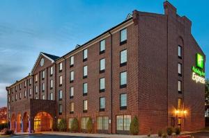 Holiday Inn Express Harrisburg East, an IHG Hotel, Harrisburg
