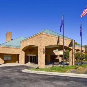 Comfort Suites Inn At Ridgewood Farm