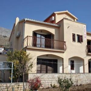 Apartments by the sea Duce Omis - 4852