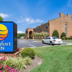 Hotels near Yoder Barn Theatre - Comfort Inn Newport News